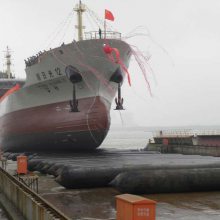 【船厂小能手上排下水气囊打捞气囊载重气囊青岛生产加工制造图片】船厂小能手上排下水气囊打捞气囊载重气囊青岛生产加工制造