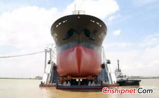 广东新船重工首制13000dwt双相不锈钢化学品船成功下水