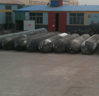 认准青岛贝特上排下水气囊——船舶上排下水的可靠解决方案